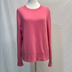 J crew 100% cashmere in Rose color size medium